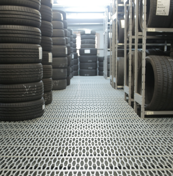 Truck and equipment tires stock